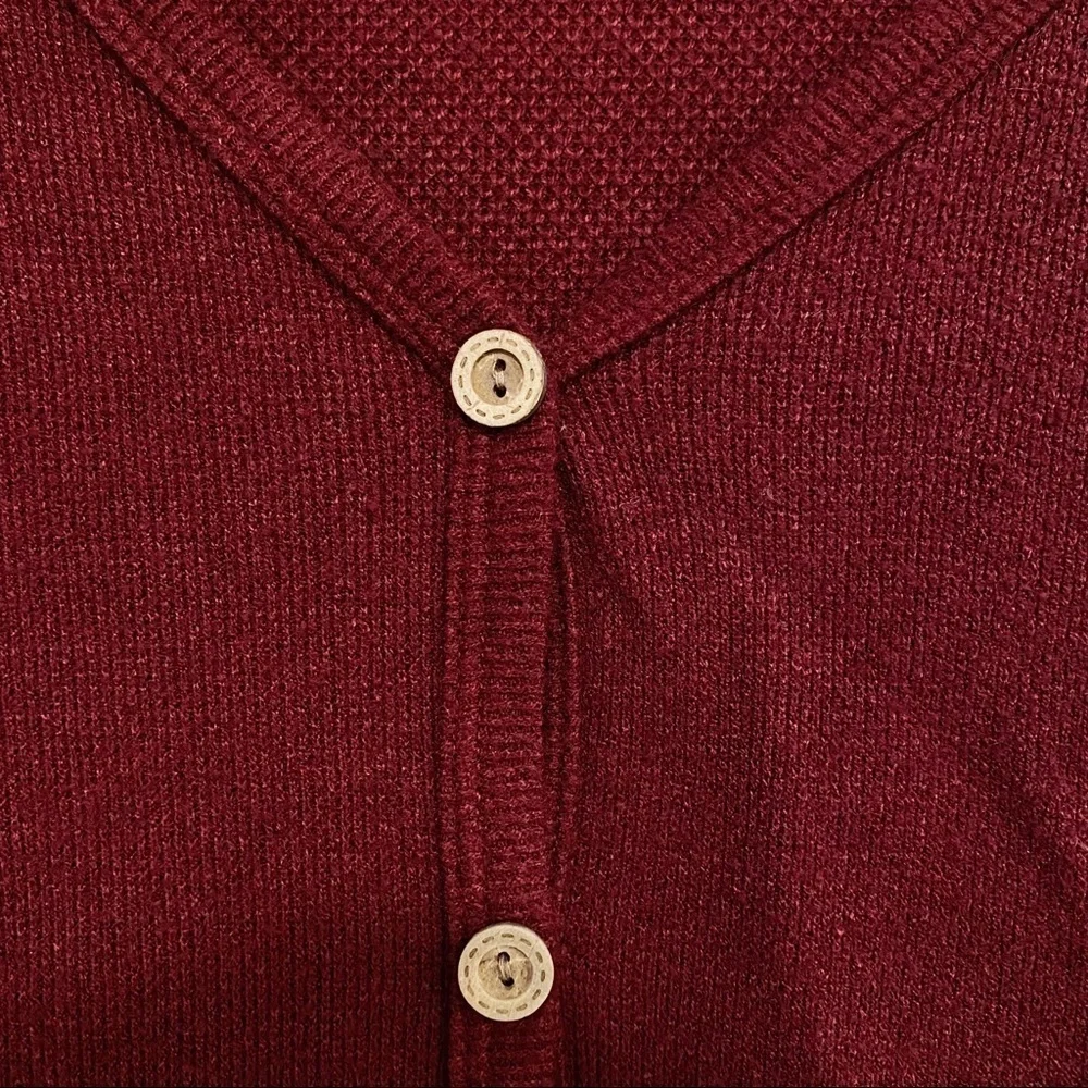 Fantastic Fawn | Peplum V Neck Sweater Maroon Size Small - Picture 4 of 6